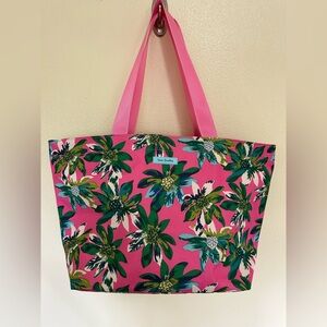 Vera Bradley Beach Bag, EUC